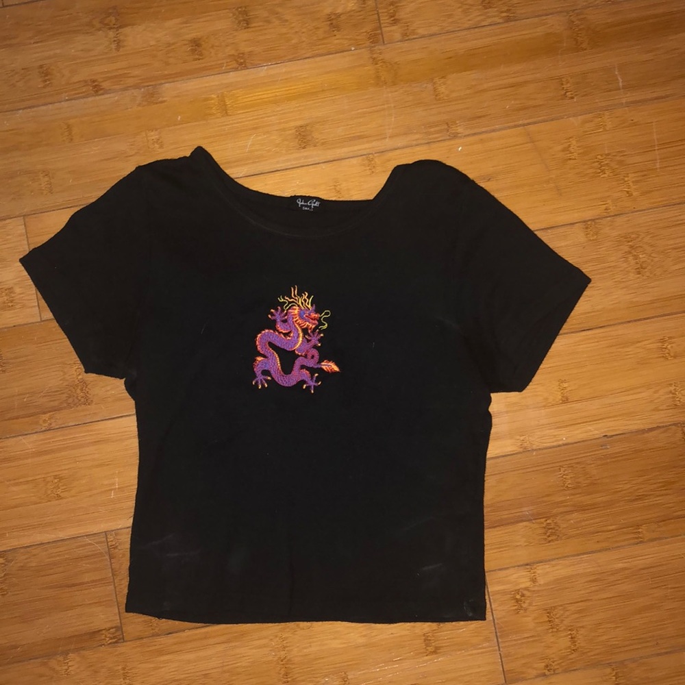 Brandy Melville Dragon top